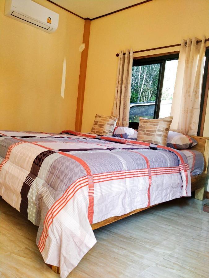 Baan Panseng Bungalow Ko Kut Kültér fotó