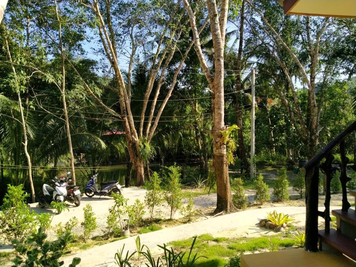 Baan Panseng Bungalow Ko Kut Kültér fotó